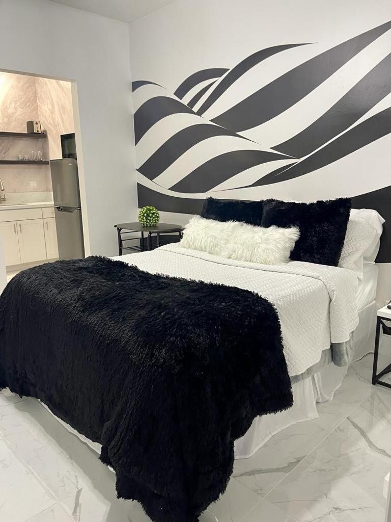 וסט פאלם ביץ' Cozy Studio, Prime Location, Remodeled, 1 Parking מראה חיצוני תמונה