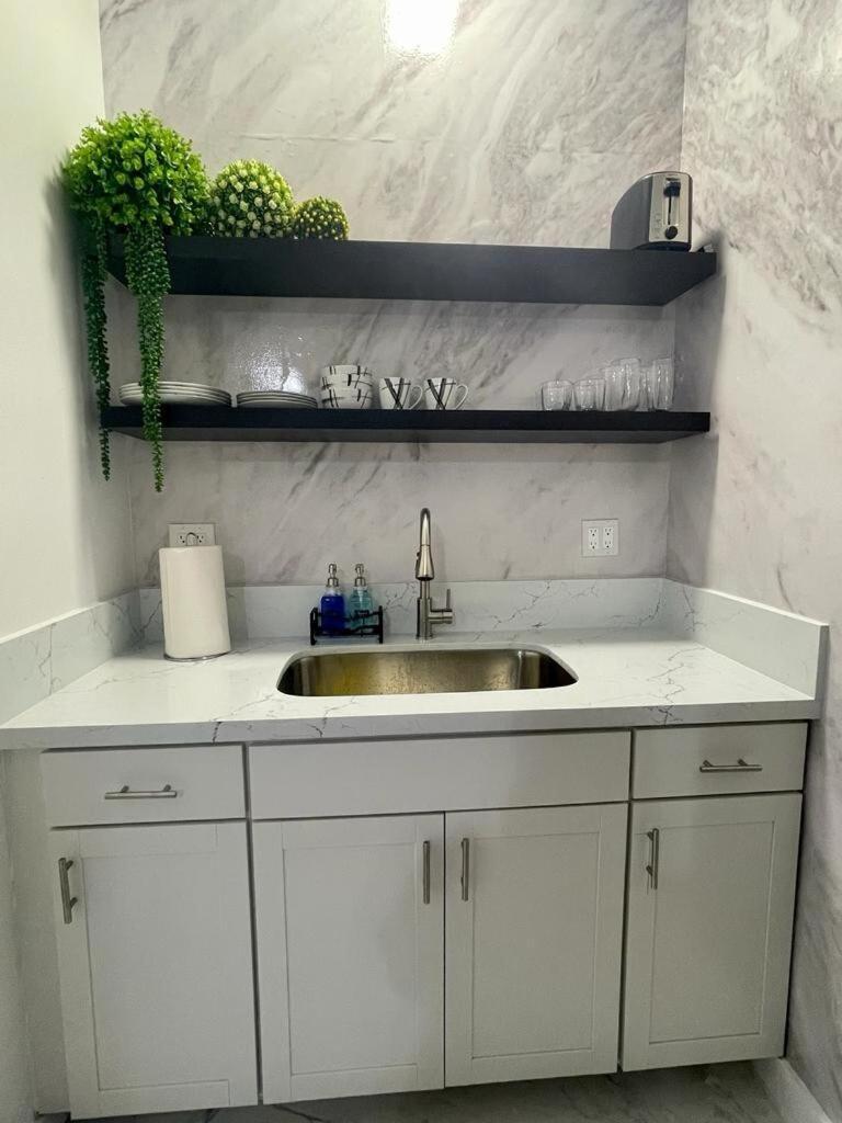 וסט פאלם ביץ' Cozy Studio, Prime Location, Remodeled, 1 Parking מראה חיצוני תמונה