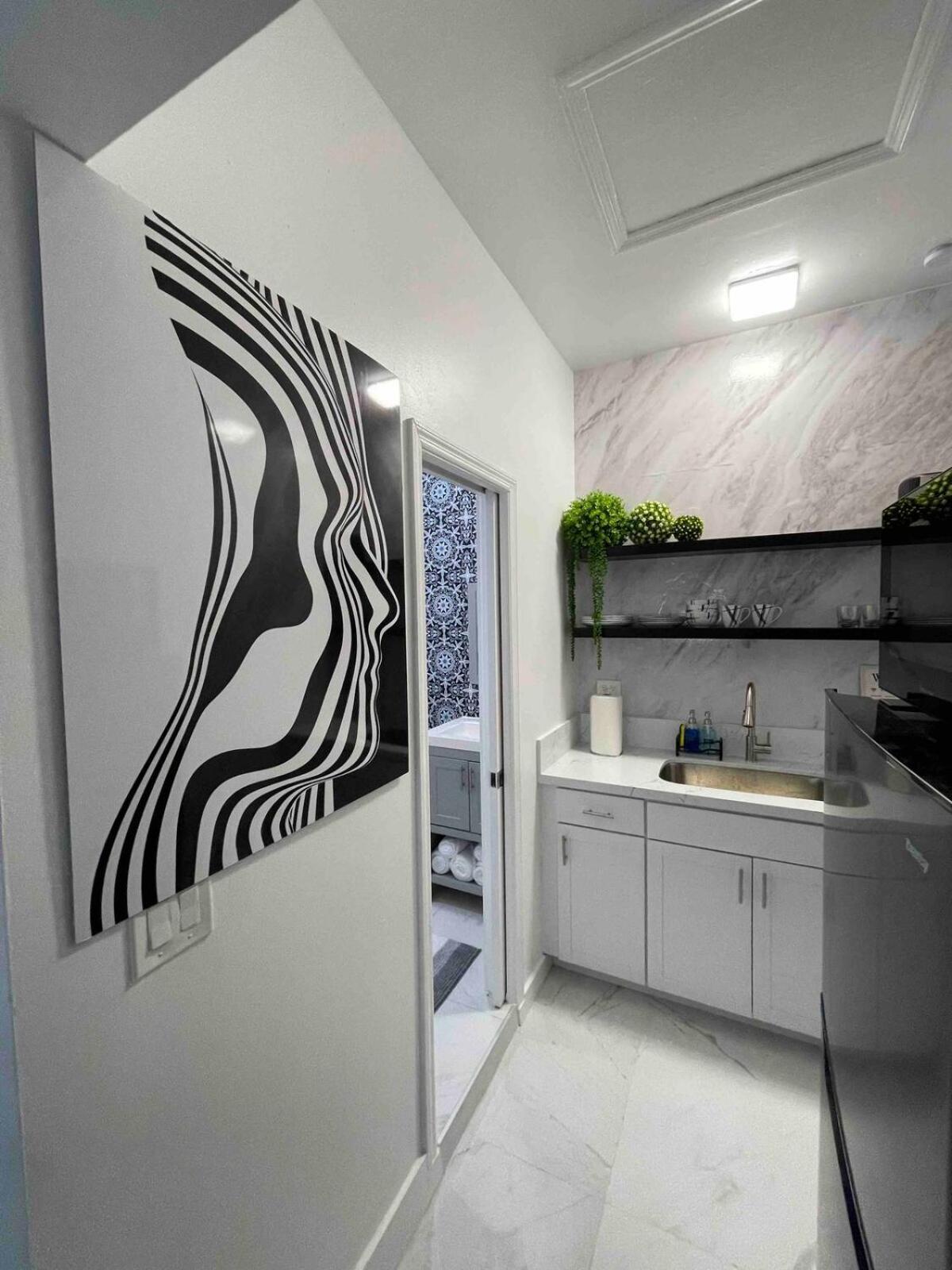 וסט פאלם ביץ' Cozy Studio, Prime Location, Remodeled, 1 Parking מראה חיצוני תמונה